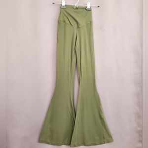 Offline by Aerie real me high waisted green crossover flare pants size XS